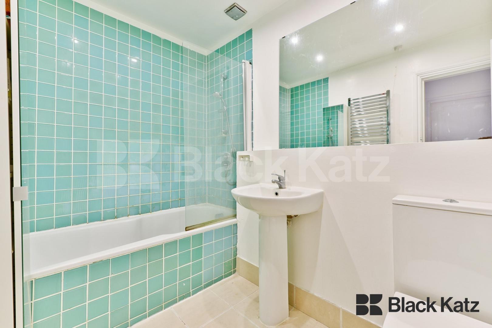 Superbly located to numerous amenities and transport links Union Street, Borough